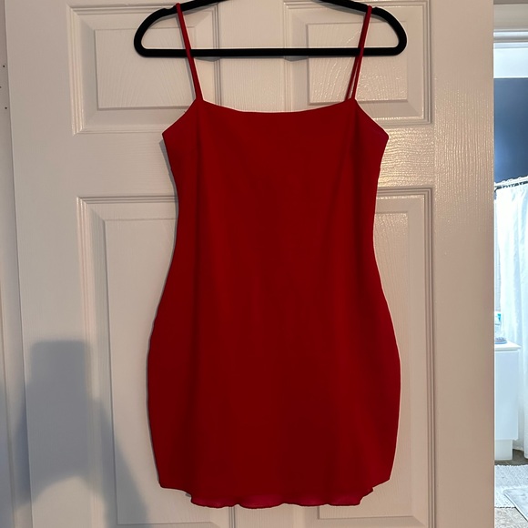Lulu’s Red Bodycon Mini Dress - Picture 1 of 3